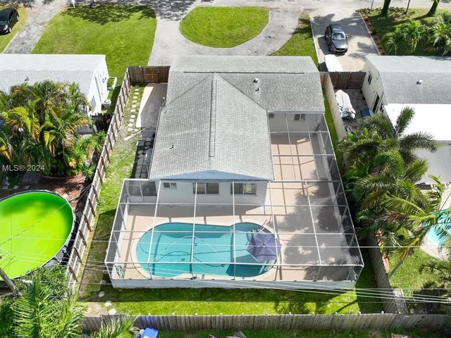 1116 N 31st Ave, Hollywood FL 33021