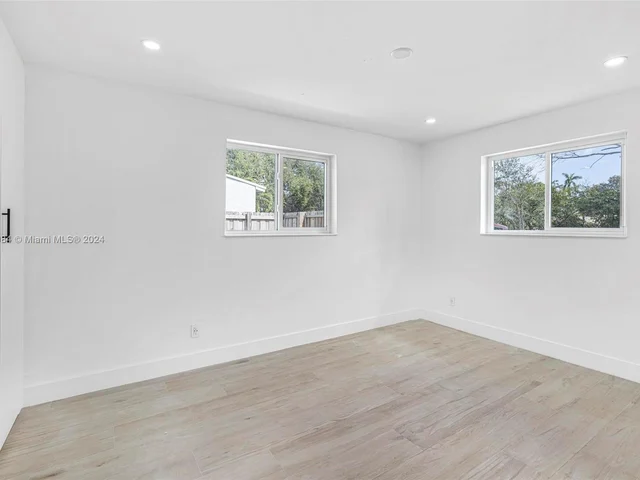 1116 N 31st Ave, Hollywood FL 33021