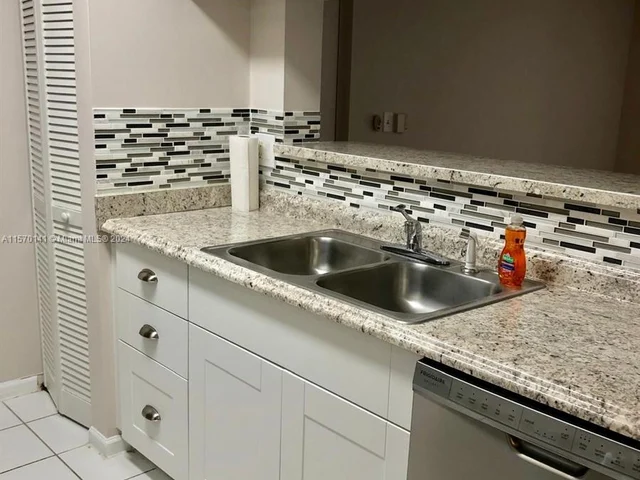 4852 N State Road 7 # 3106, Coconut Creek FL 33073