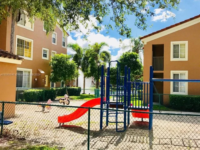 4852 N State Road 7 # 3106, Coconut Creek FL 33073