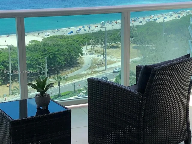 100 Bayview Dr # 1910, Sunny Isles Beach FL 33160