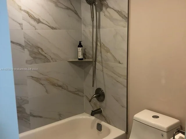 100 Bayview Dr # 1910, Sunny Isles Beach FL 33160