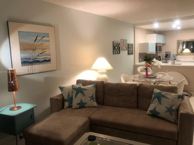 100 Bayview Dr # 1910, Sunny Isles Beach FL 33160