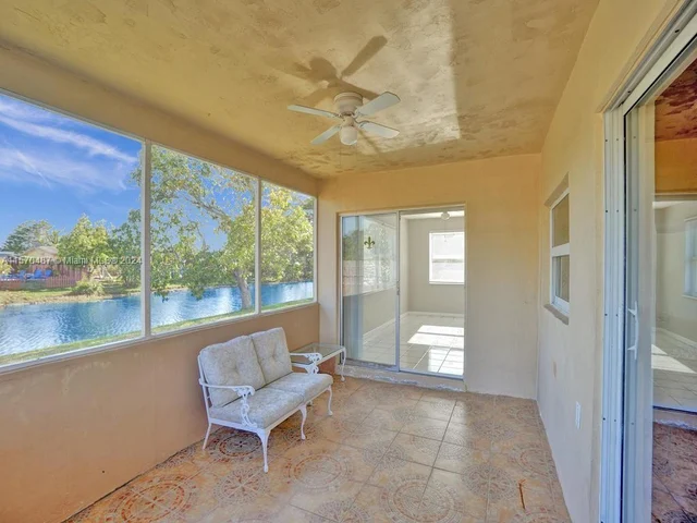 8550 NW 27th Pl, Sunrise FL 33322