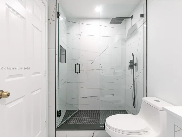 2015 SE 10th Ave # 108, Fort Lauderdale FL 33316