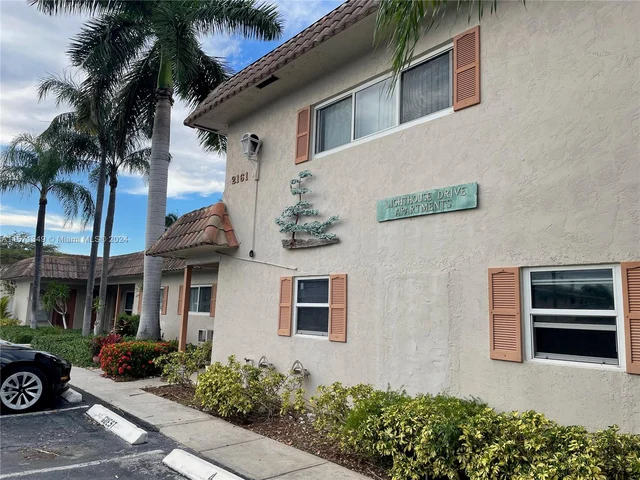 2161 NE 42nd St # 2a, Lighthouse Point FL 33064