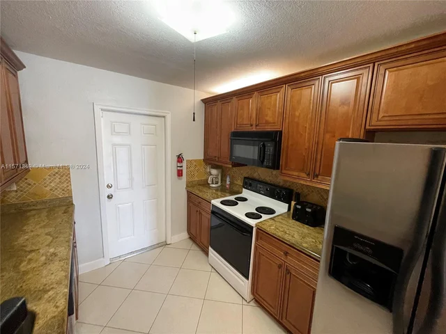 2161 NE 42nd St # 2a, Lighthouse Point FL 33064