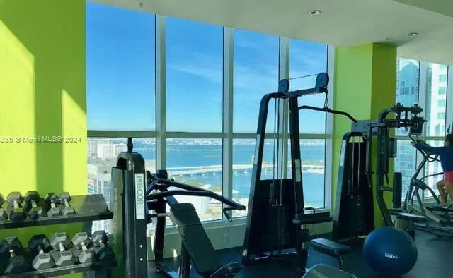 133 NE 2nd Ave # 1608, Miami FL 33132