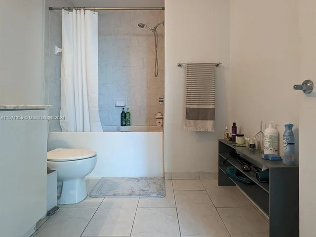 133 NE 2nd Ave # 1608, Miami FL 33132