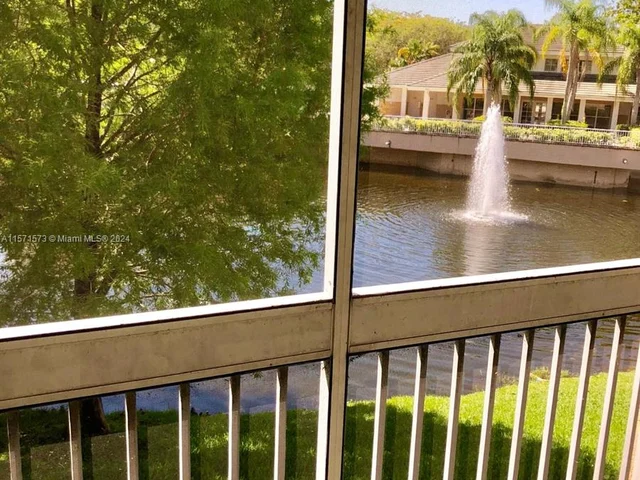 9855 Westview Dr # 723, Coral Springs FL 33076