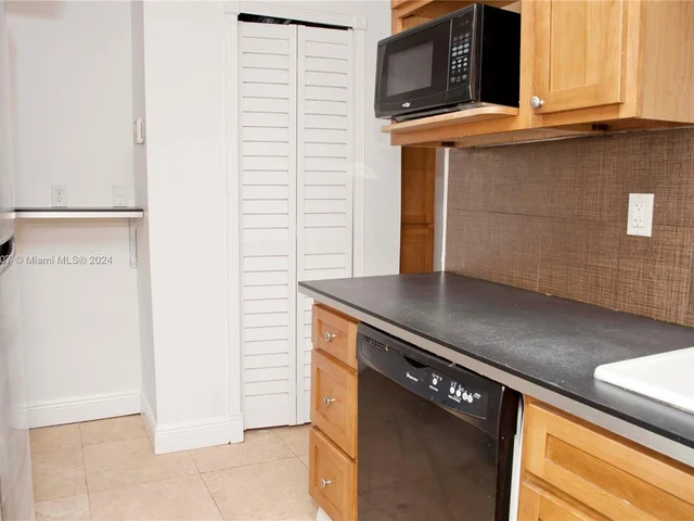 223 S 17th Ave # 4, Hollywood FL 33020