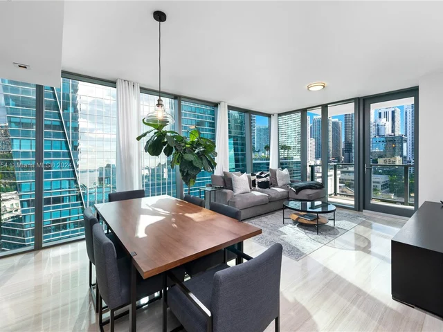 1451 Brickell Ave # 1406, Miami FL 33131