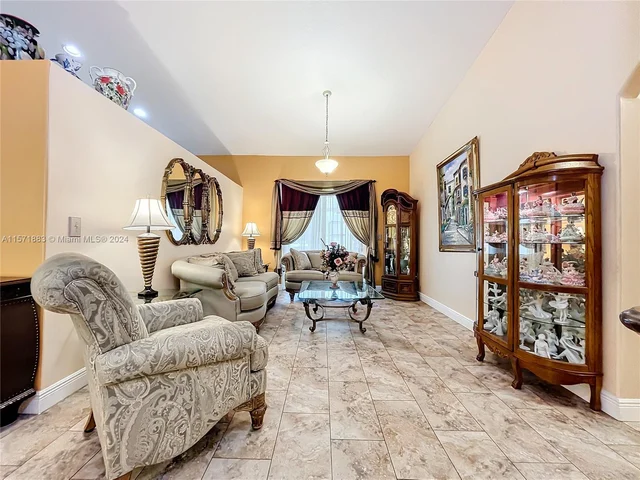 21501 SW 187th Ave, Miami FL 33187