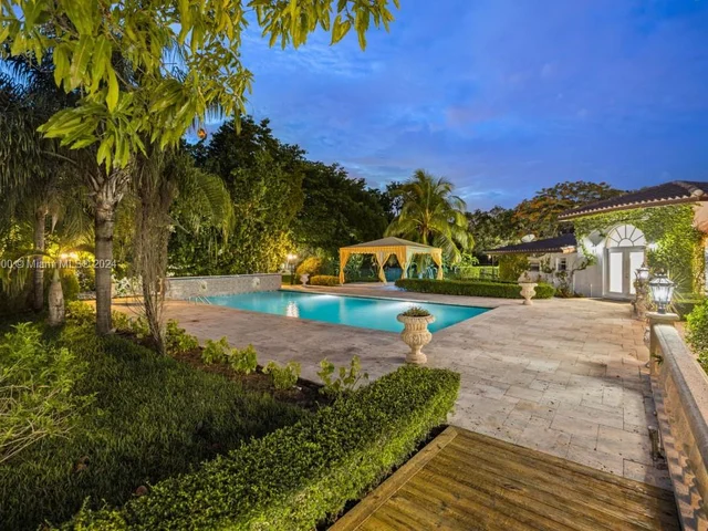 12300 Old Cutler Rd # 12300, Pinecrest FL 33156