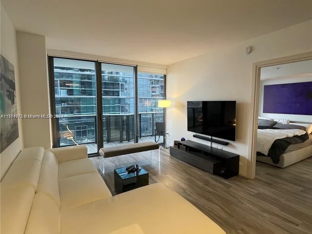 801 S Miami Ave # 4207, Miami FL 33130