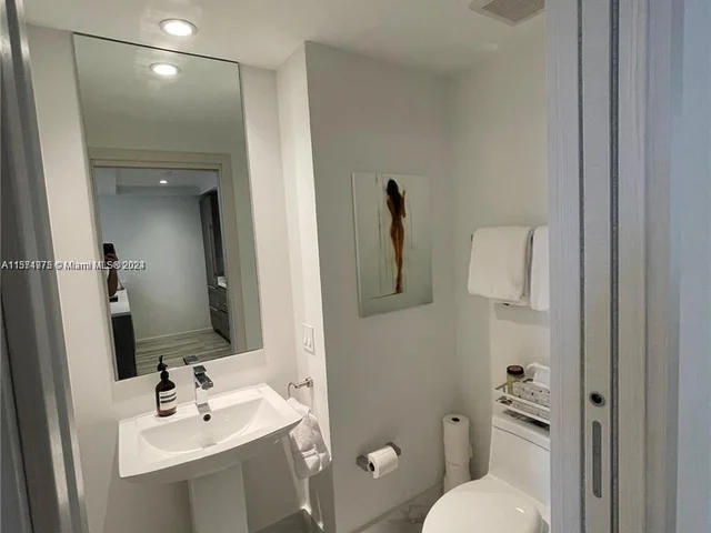 801 S Miami Ave # 4207, Miami FL 33130