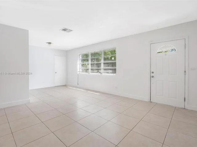 700 SW 67th Ave # A, Pembroke Pines FL 33023