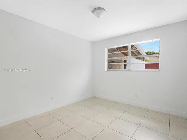 700 SW 67th Ave # A, Pembroke Pines FL 33023