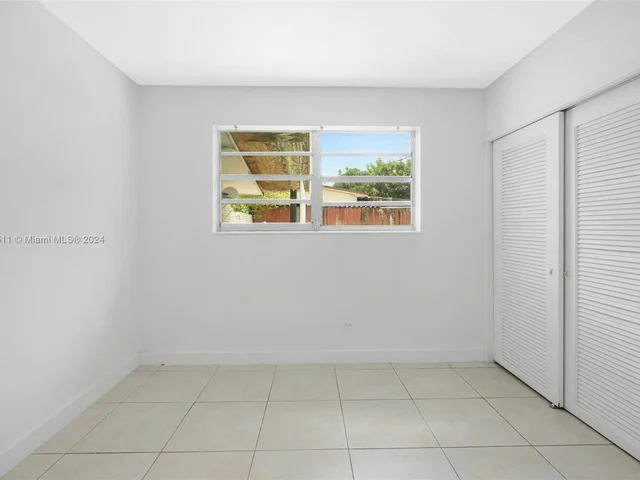 700 SW 67th Ave # A, Pembroke Pines FL 33023