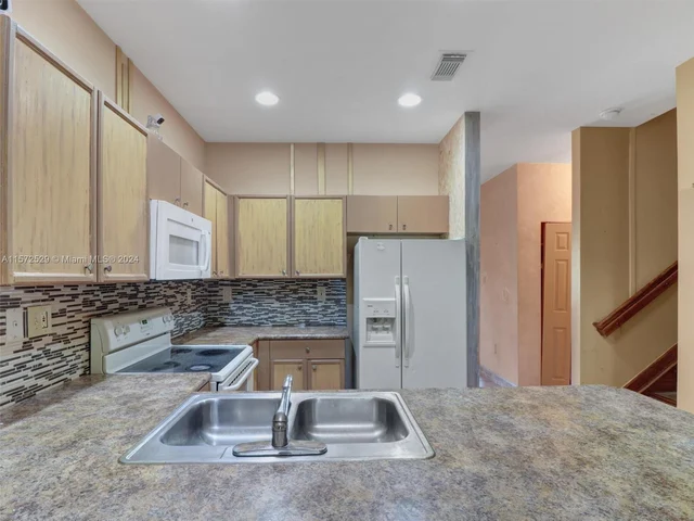 11231 SW 230th Ter, Miami FL 33170