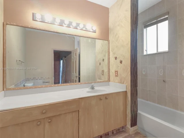 11231 SW 230th Ter, Miami FL 33170