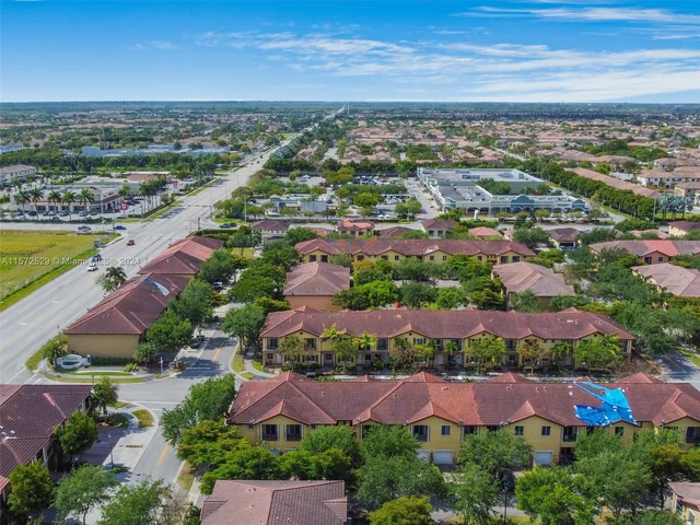 11231 SW 230th Ter, Miami FL 33170