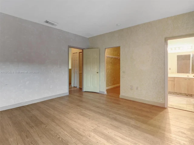 11231 SW 230th Ter, Miami FL 33170