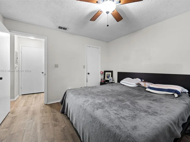 2846 S University Dr # 4106, Davie FL 33328