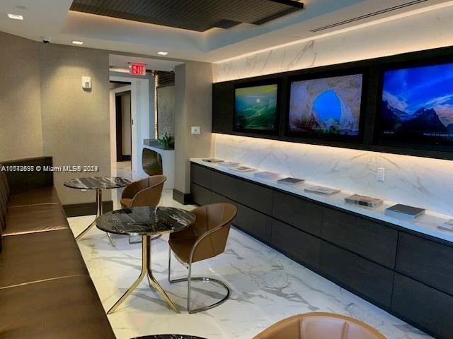 301 Altara Ave # 506, Coral Gables FL 33146