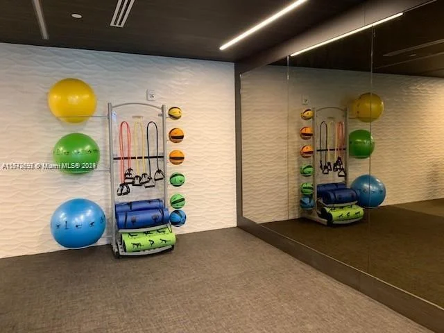 301 Altara Ave # 506, Coral Gables FL 33146