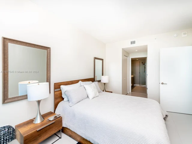 501 NE 31st St # 3701, Miami FL 33137