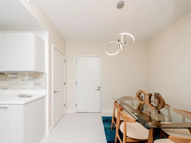 501 NE 31st St # 3701, Miami FL 33137