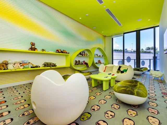 501 NE 31st St # 3701, Miami FL 33137